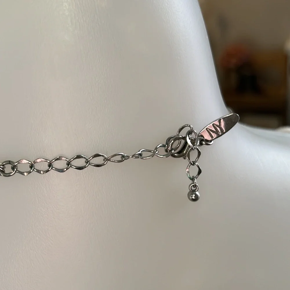 New York & Company necklace - Picture 4 of 4